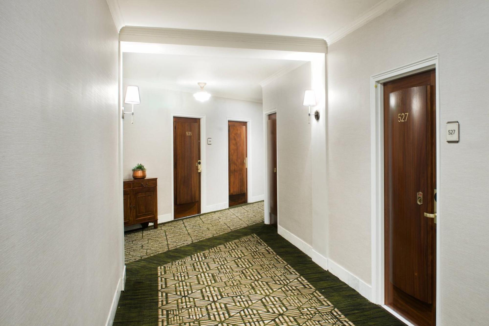 Marriott Syracuse Downtown Hotel Exterior photo