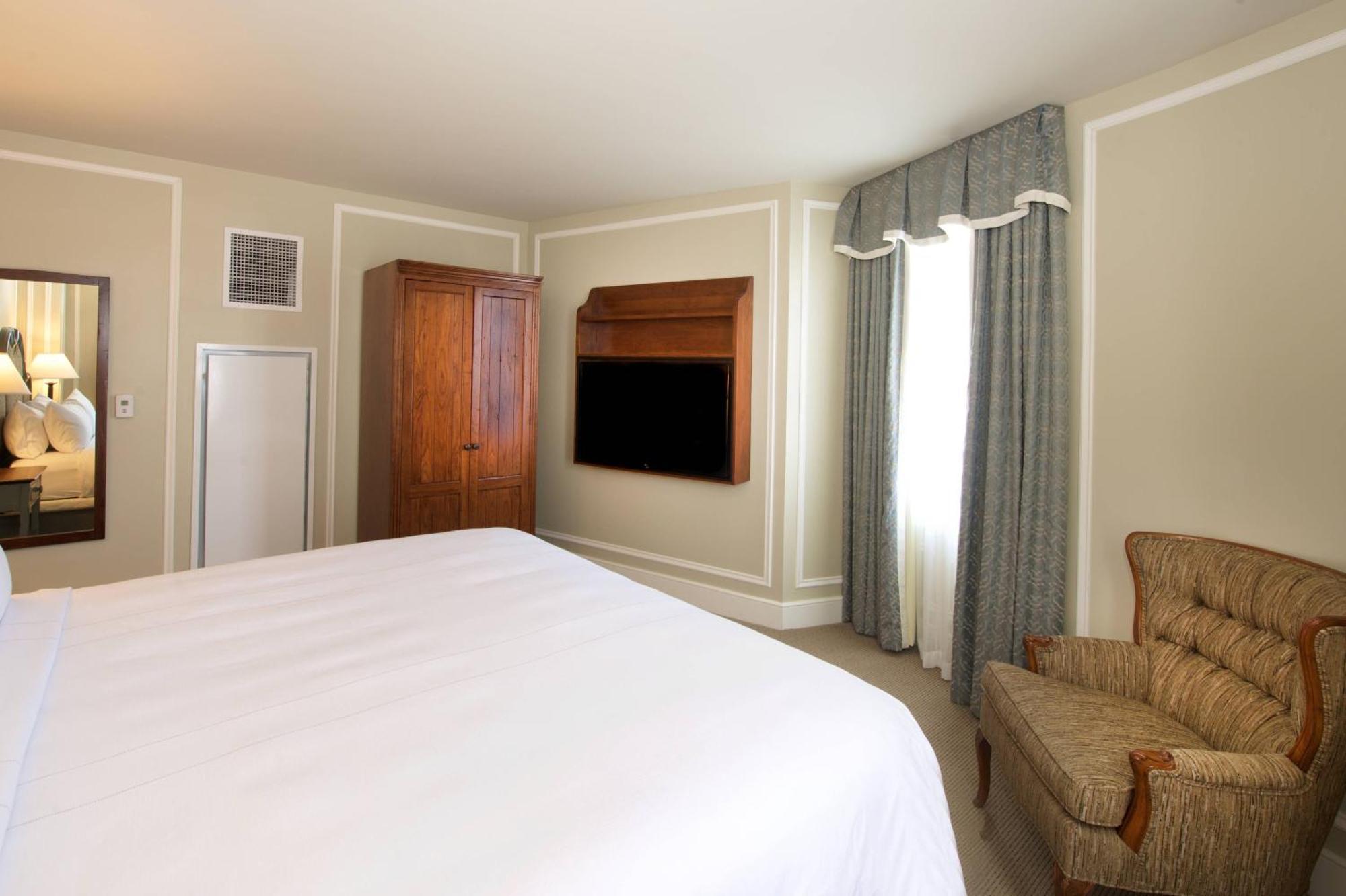 Marriott Syracuse Downtown Hotel Exterior photo