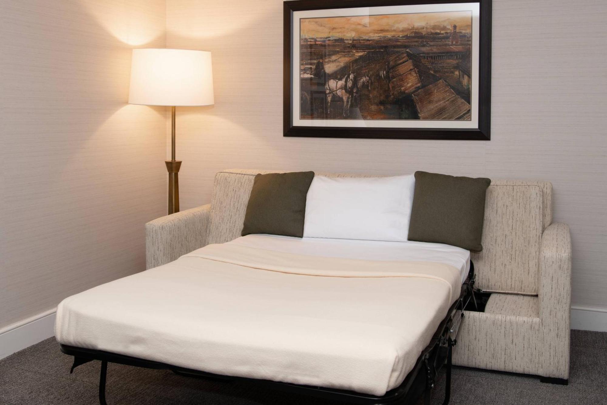 Marriott Syracuse Downtown Hotel Exterior photo