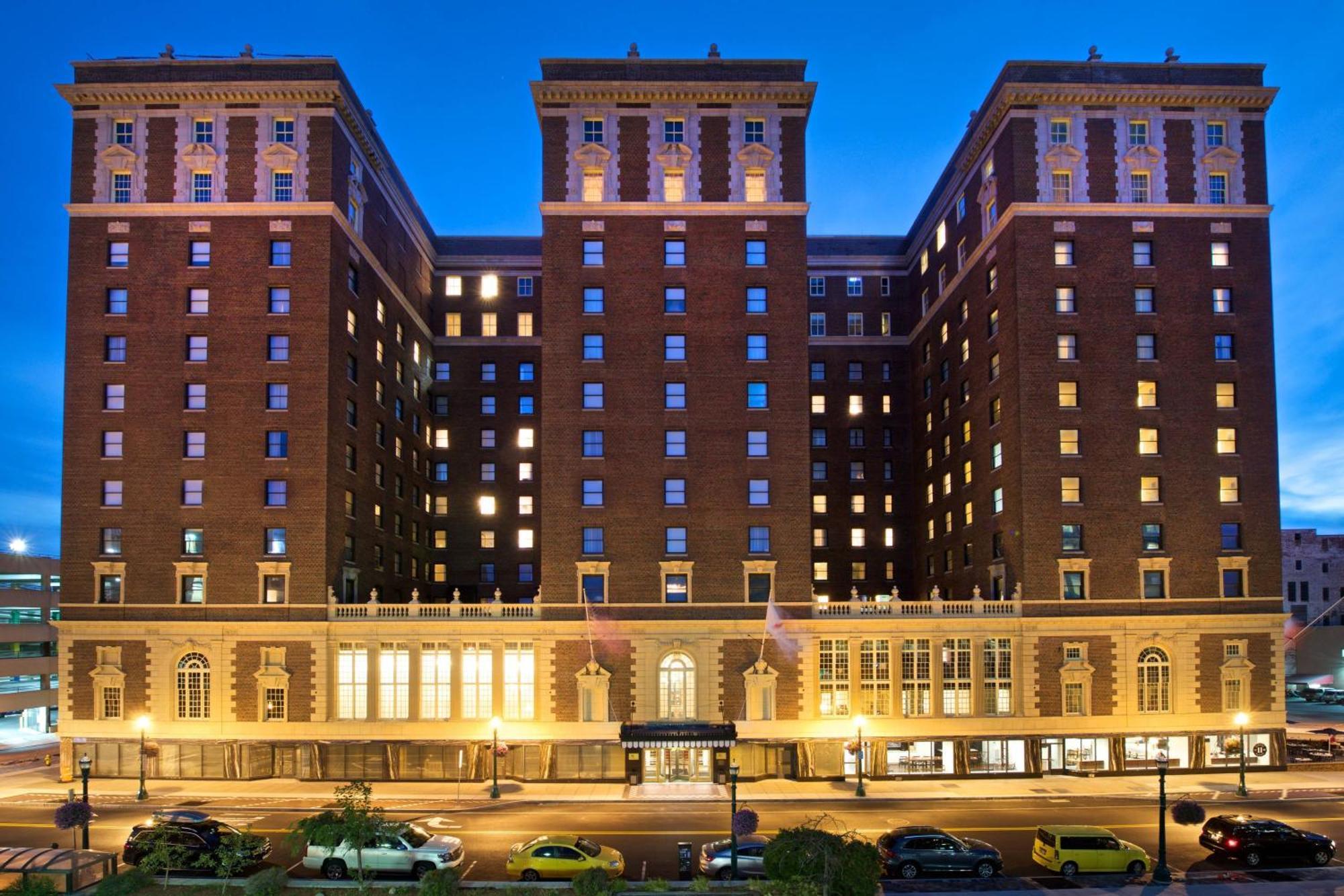 Marriott Syracuse Downtown Hotel Exterior photo